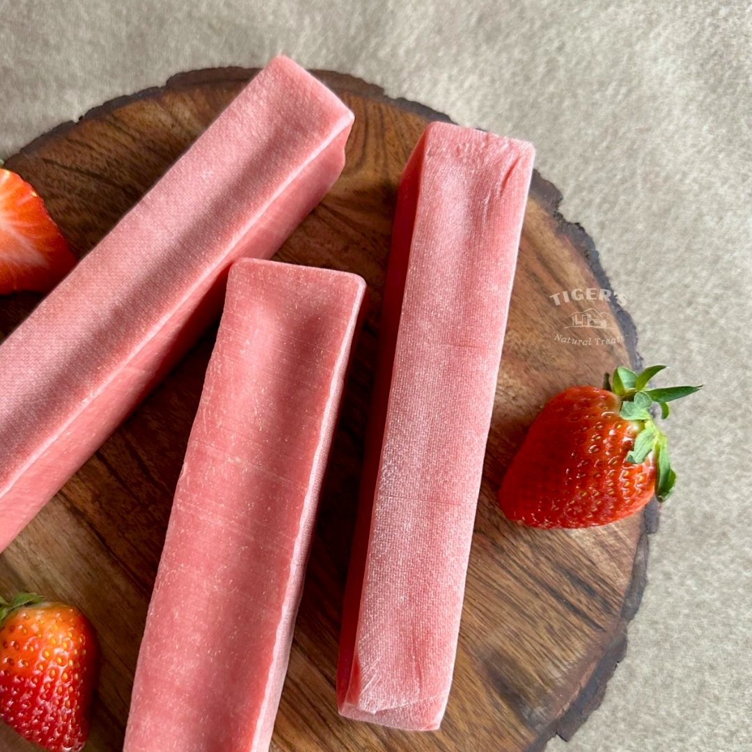 Strawberry Yak Chews for Dogs